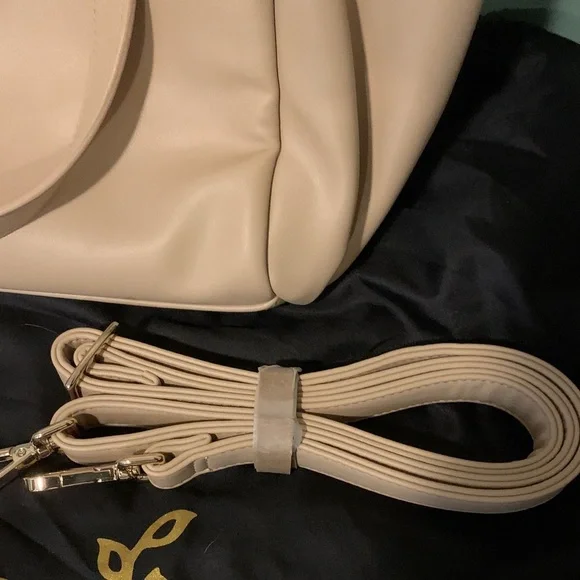 Sand Carina White Elm Tote Bag- NWT with long strap, dust bag! - Picture 3 of 8